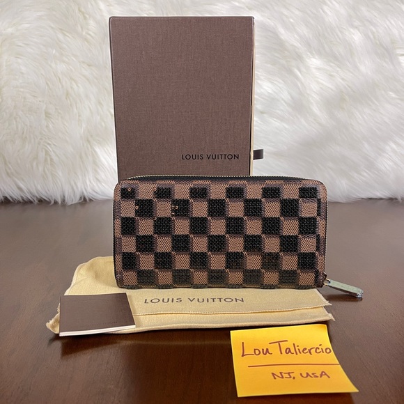 Louis Vuitton Handbags - Louis Vuitton Black Sequin Damier Paillettes Zippy Wallet